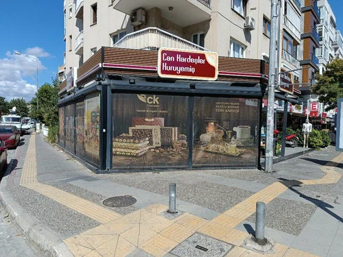 can kardesler